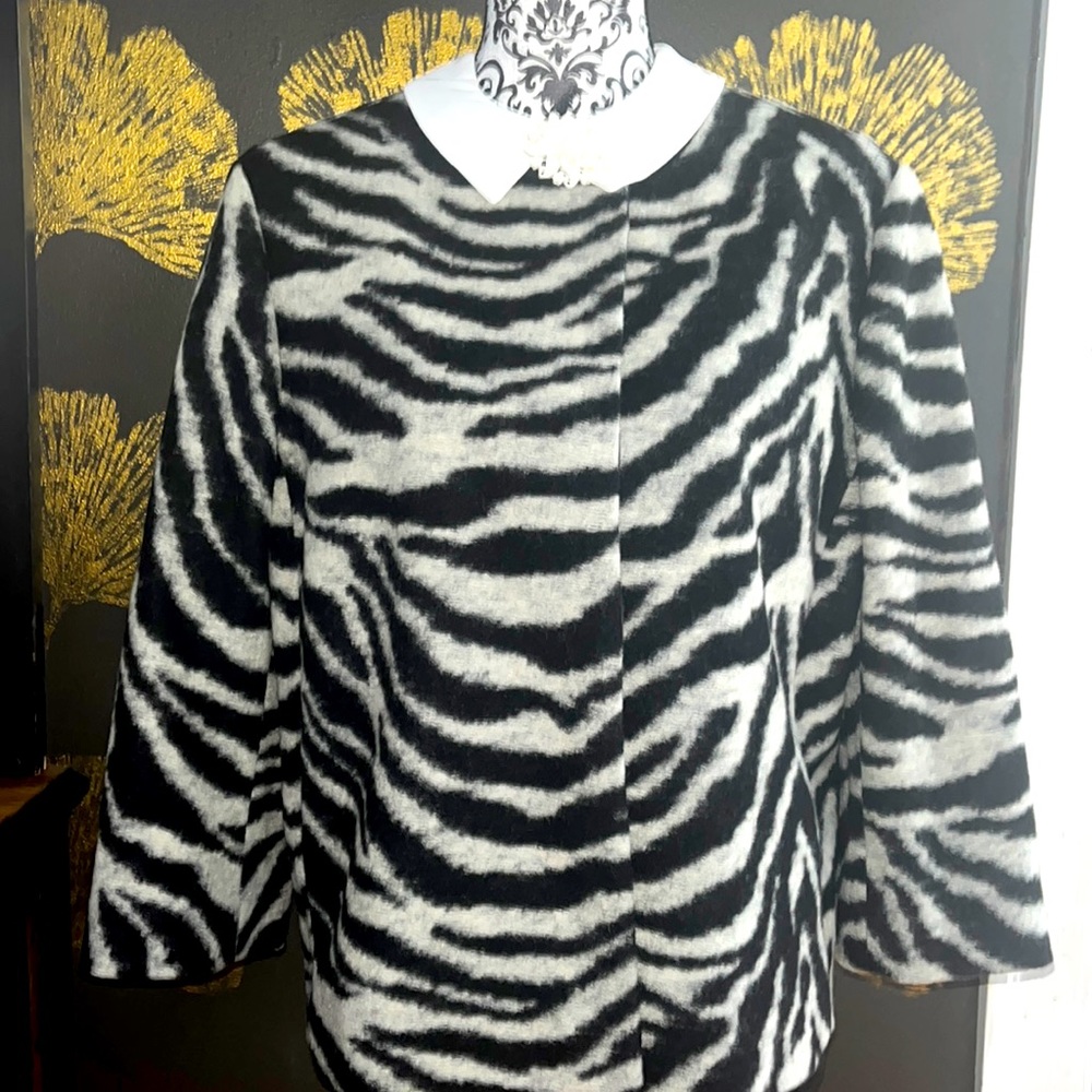 Ann Taylor Gray Black Zebra Print